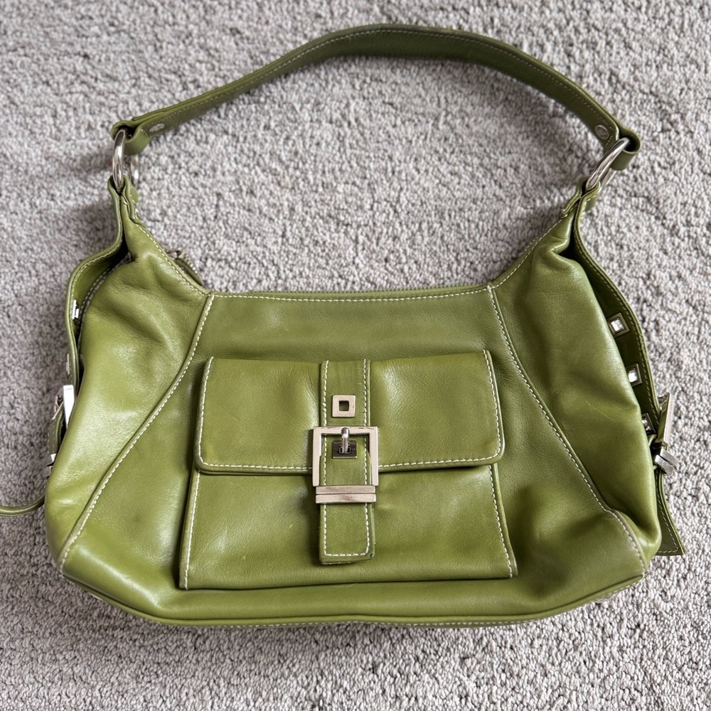 Perlina Leather handbag in Celery
